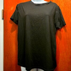 MBauree black distressed t-shirt "F" graphics szM